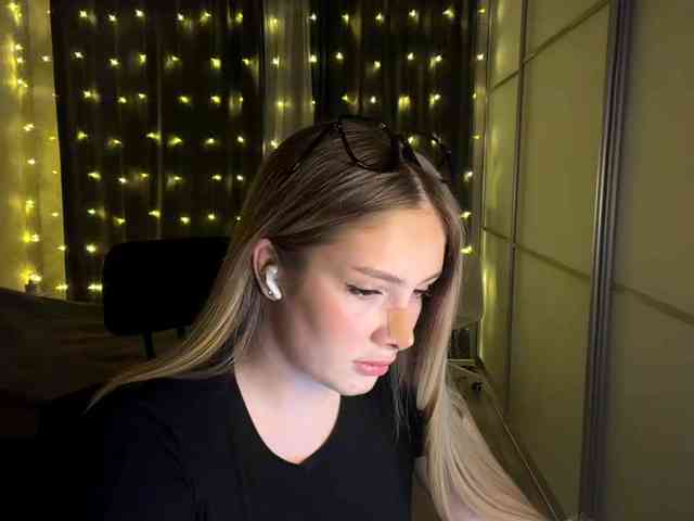 JoycelynPreece webcam