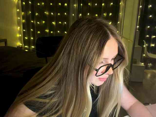 JoycelynPreece JoycelynPreece