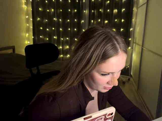 JoycelynPreece webcam