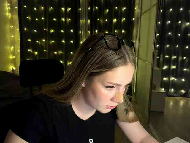 JoycelynPreece webcam