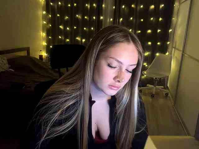 JoycelynPreece webcam