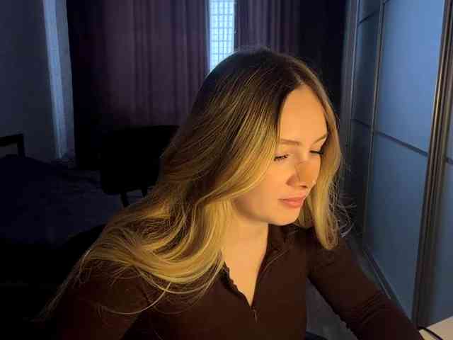 JoycelynPreece webcam