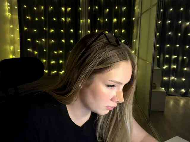 JoycelynPreece webcam