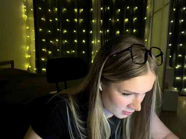 JoycelynPreece webcam