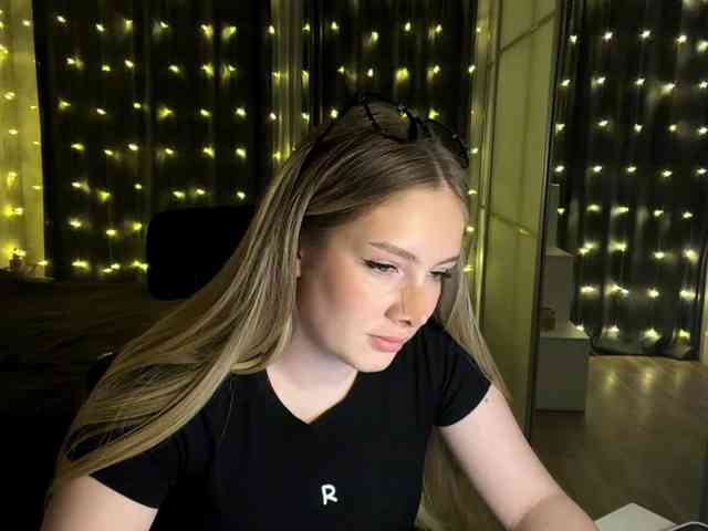 JoycelynPreece webcam