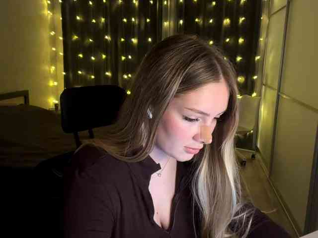 JoycelynPreece webcam