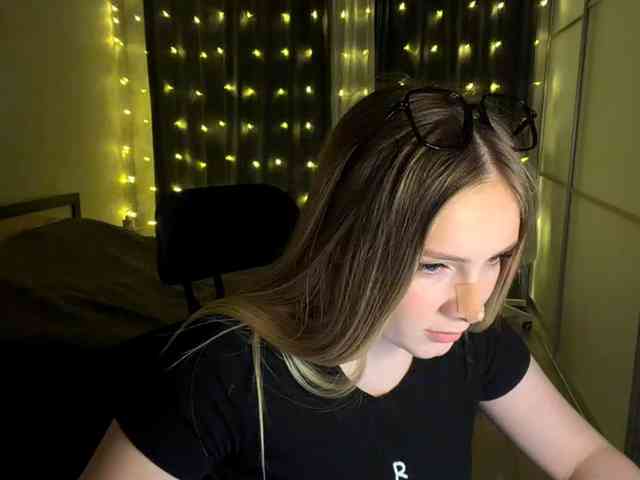 JoycelynPreece webcam