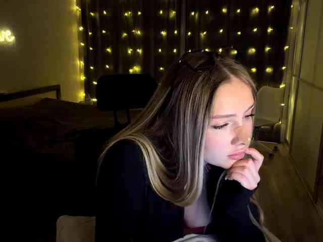 JoycelynPreece webcam