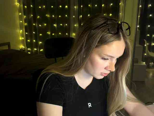 JoycelynPreece webcam