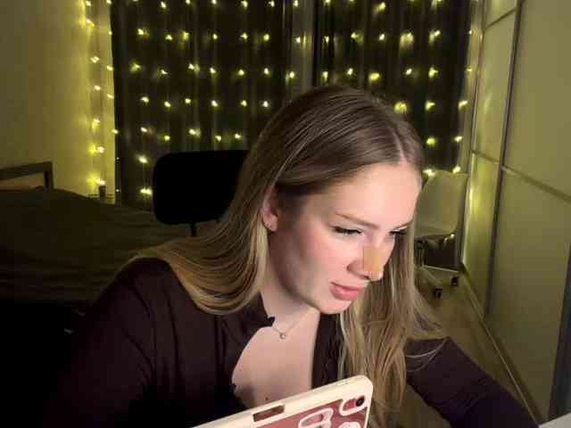 JoycelynPreece webcam