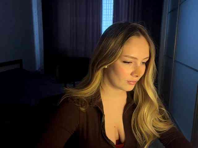 JoycelynPreece webcam