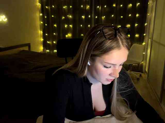 JoycelynPreece JoycelynPreece