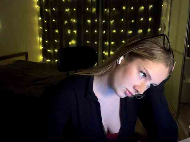 JoycelynPreece webcam