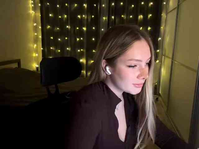 JoycelynPreece webcam