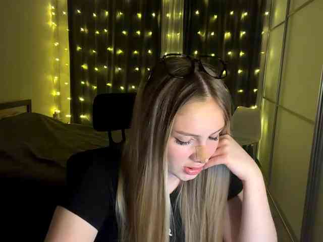 JoycelynPreece webcam