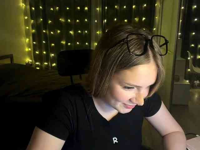 JoycelynPreece webcam