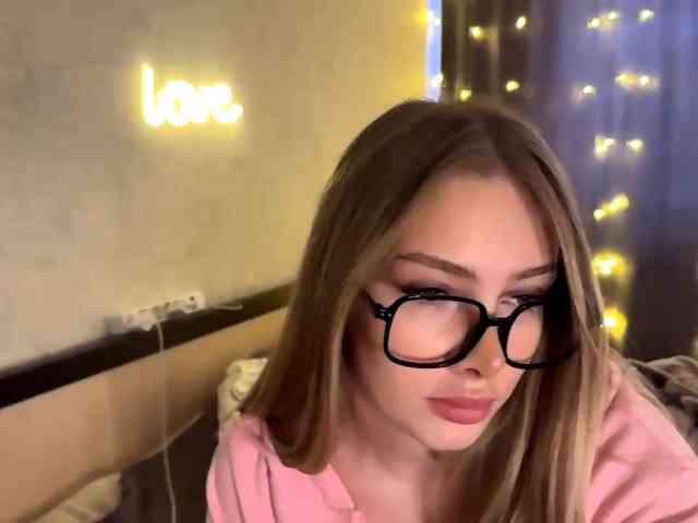 JoycelynPreece webcam