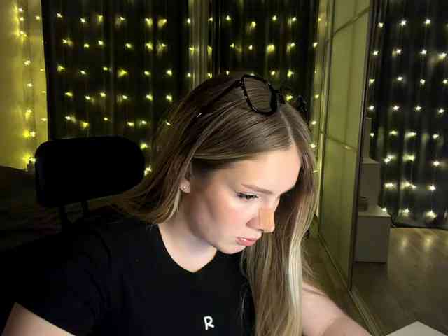 JoycelynPreece webcam