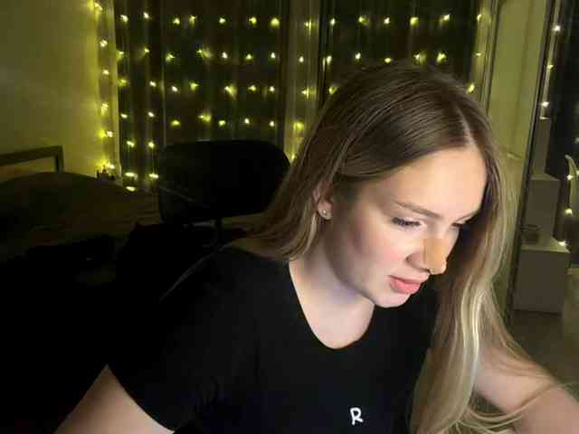 JoycelynPreece webcam