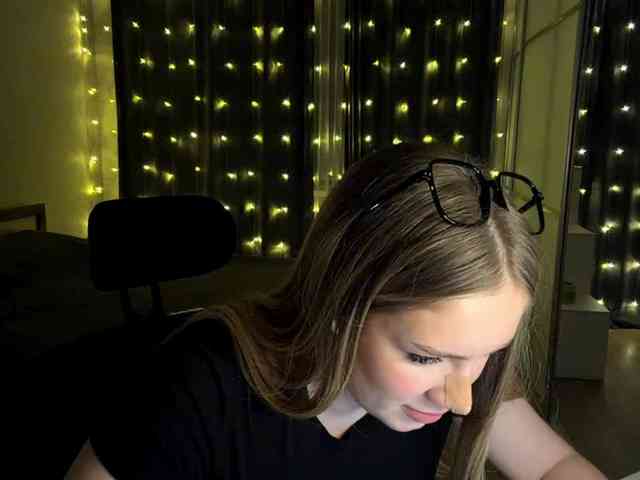 JoycelynPreece webcam