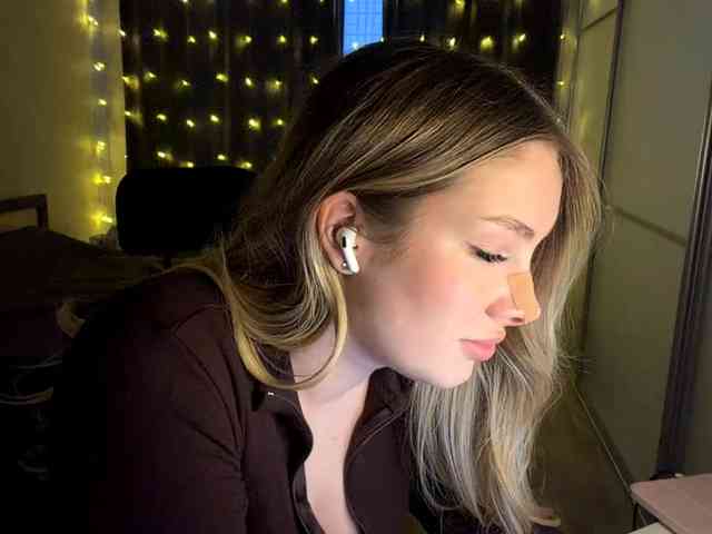 JoycelynPreece webcam