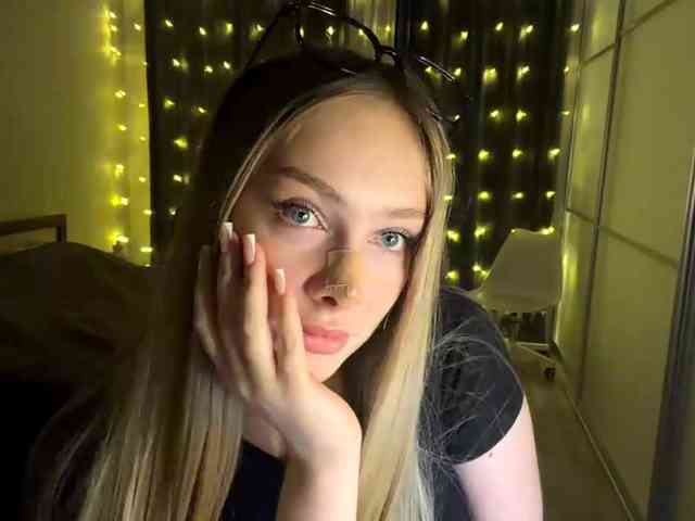 JoycelynPreece webcam