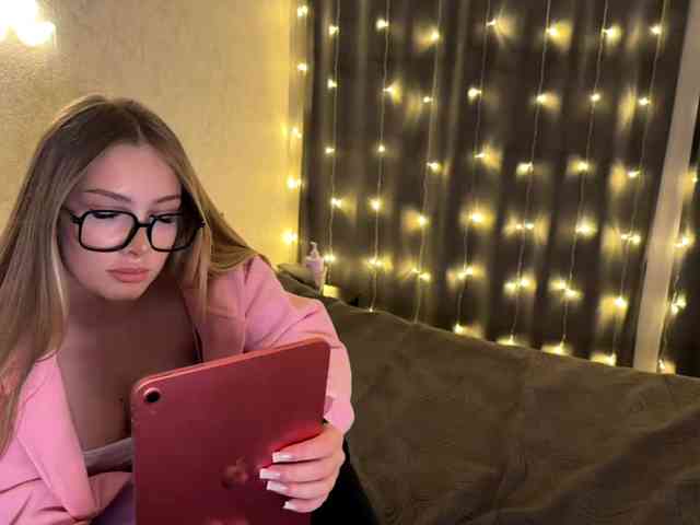 JoycelynPreece webcam