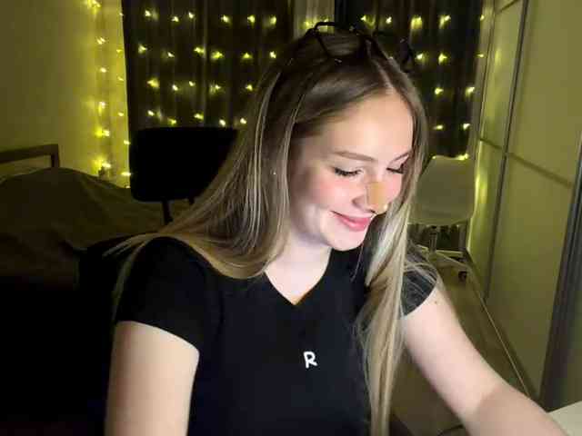 JoycelynPreece webcam