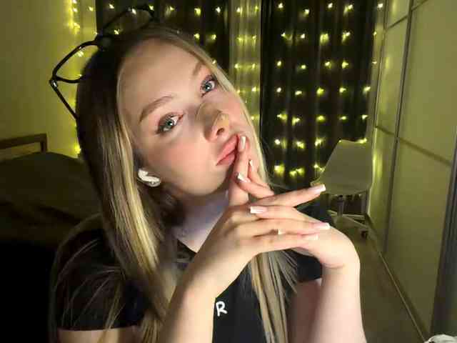 JoycelynPreece webcam