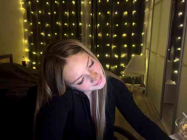 JoycelynPreece webcam