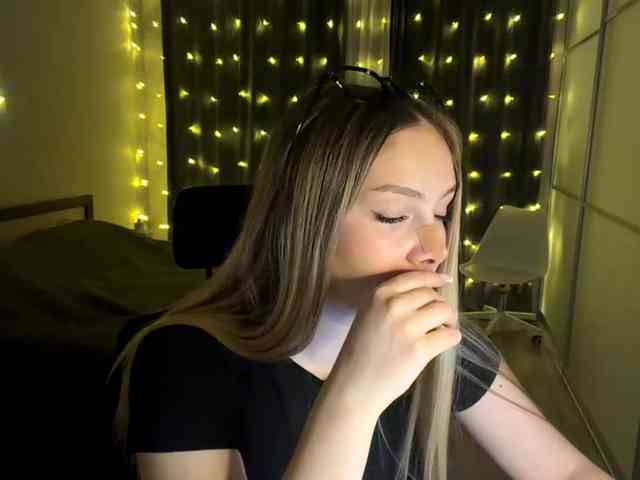 JoycelynPreece webcam