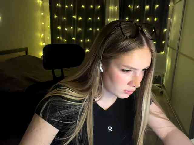 JoycelynPreece webcam