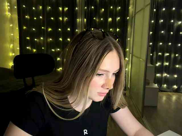 JoycelynPreece webcam