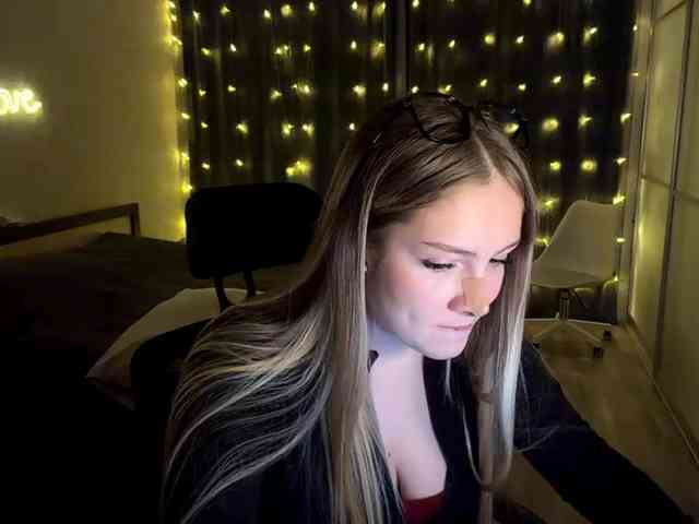 JoycelynPreece webcam