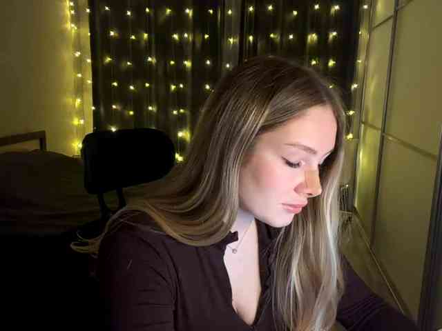 JoycelynPreece webcam