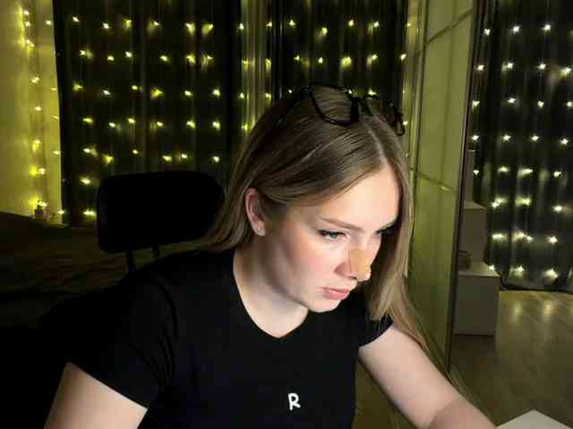 JoycelynPreece webcam