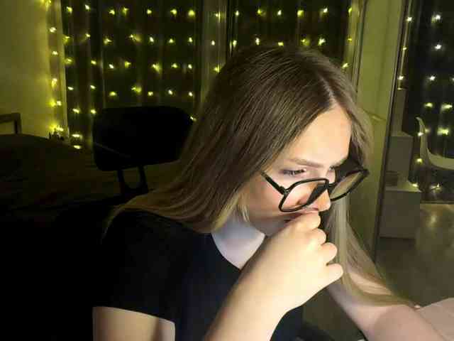 JoycelynPreece webcam