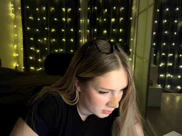 JoycelynPreece webcam