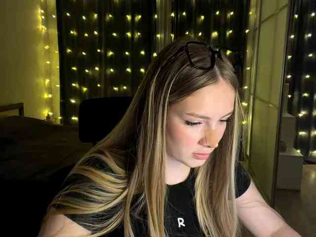 JoycelynPreece webcam