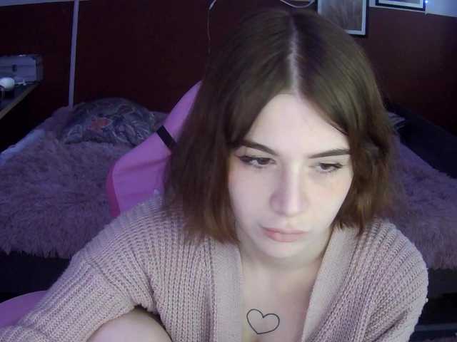 KrissCherri's BongaCams show and profile