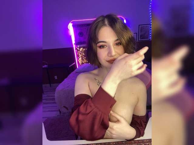 go to chat with KrissCherri