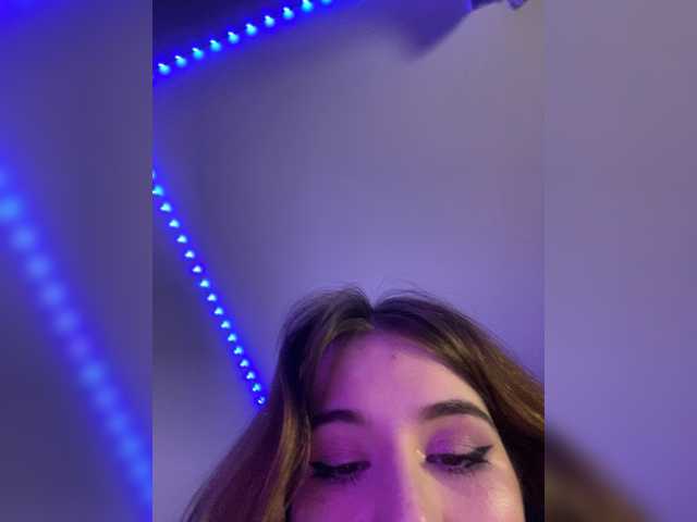 KrissCherri's BongaCams show and profile