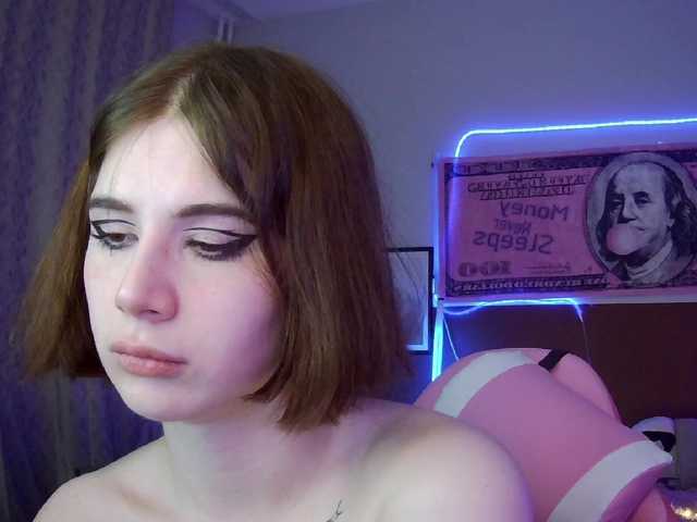 KrissCherri's BongaCams show and profile