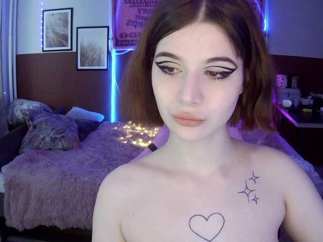 KrissCherri's BongaCams show and profile