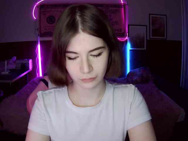 KrissCherri Live Webcam on BongaCams