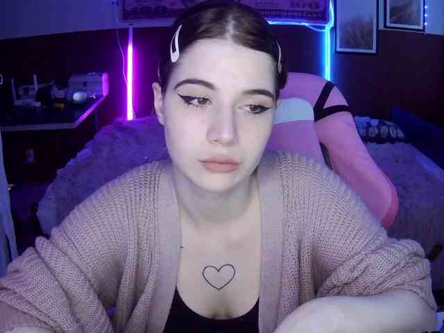 KrissCherri KrissCherri