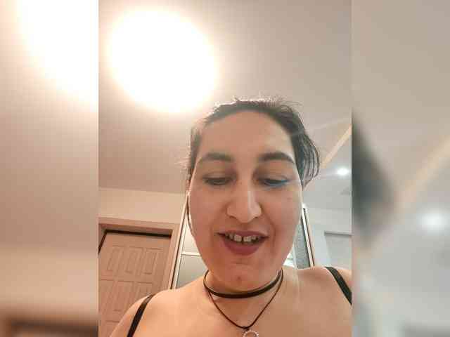 LadyChokoladka webcam