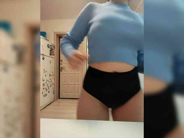 LadyChokoladka webcam