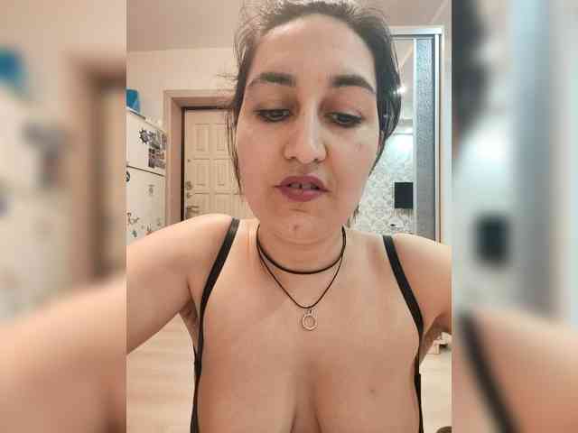 LadyChokoladka webcam