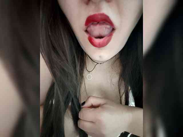 LadyChokoladka webcam